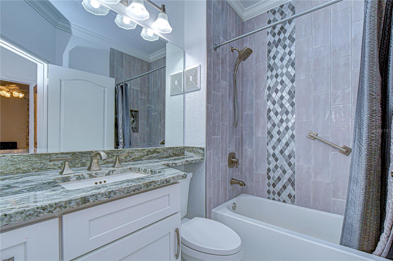 Image 21 of 34 For 609 Tropical Breeze Way 609