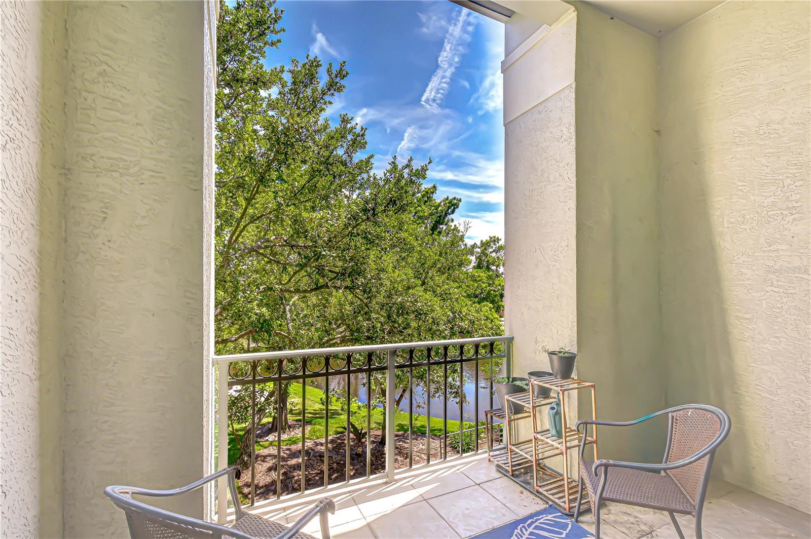Image 22 of 34 For 609 Tropical Breeze Way 609