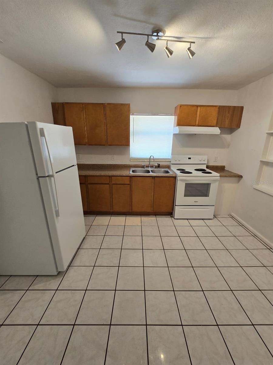 Image 13 of 26 For 1734 39th Street S