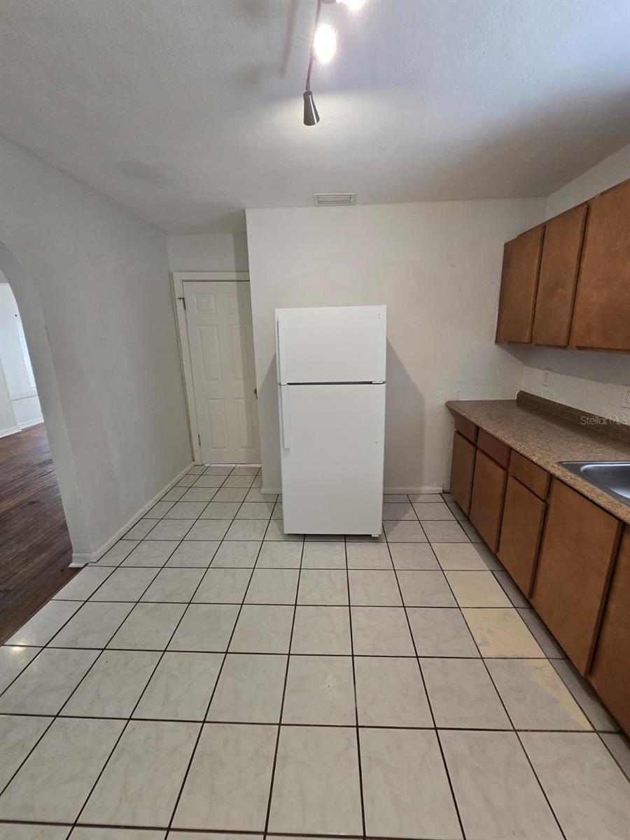 Image 14 of 26 For 1734 39th Street S