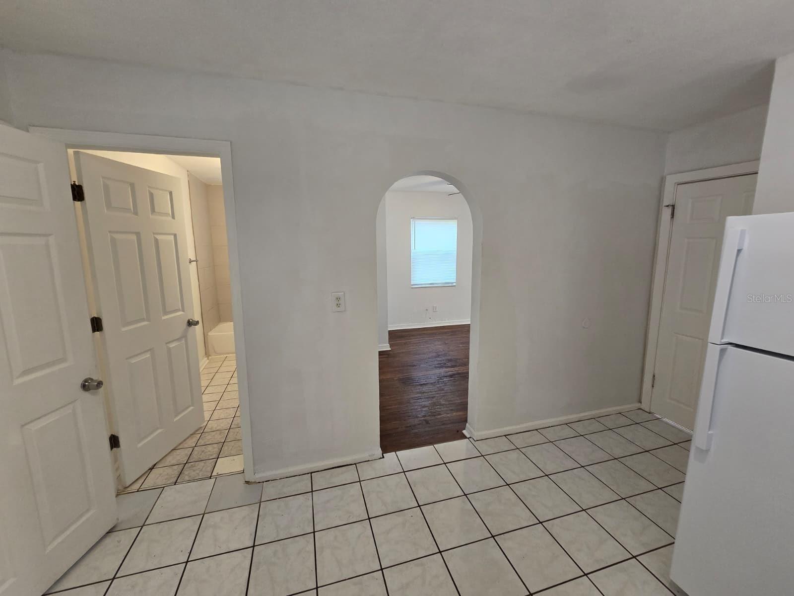 Image 15 of 26 For 1734 39th Street S