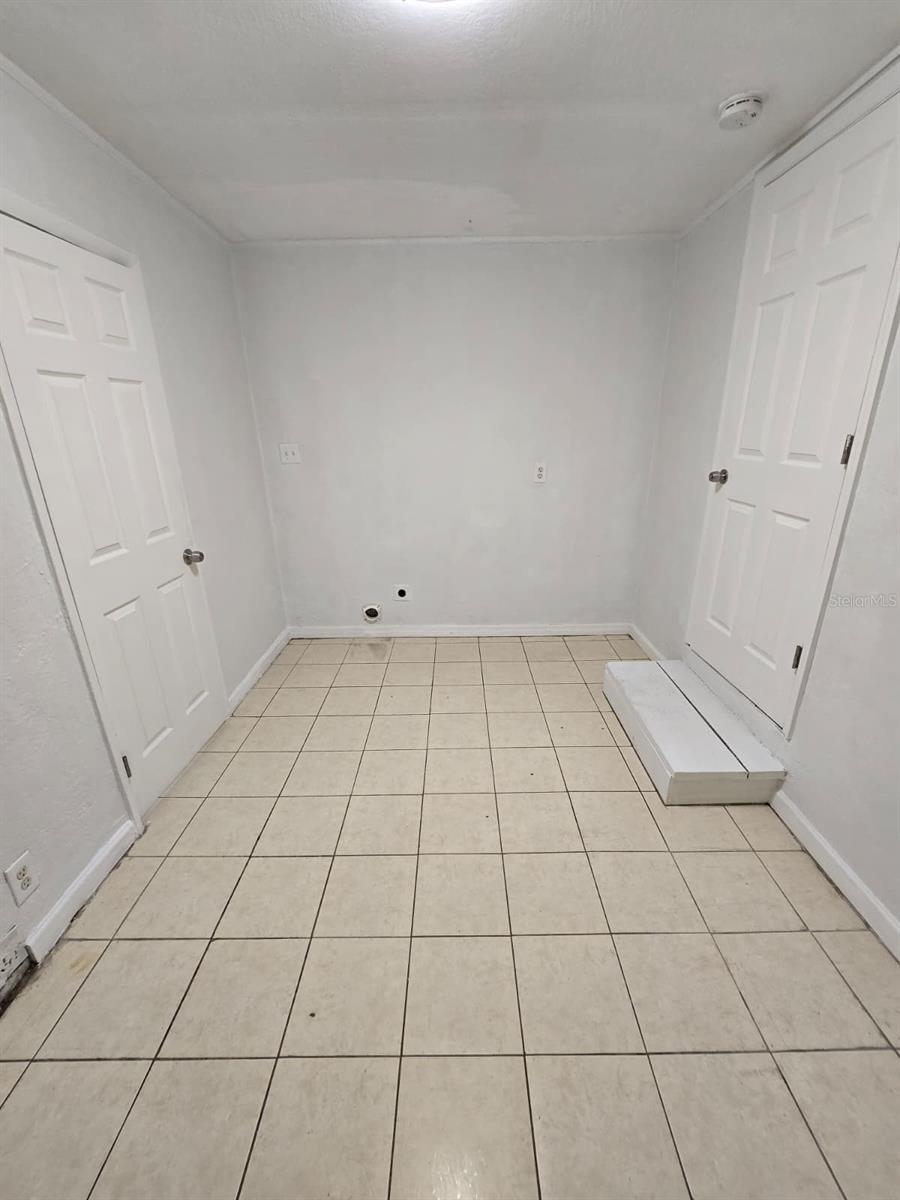 Image 22 of 26 For 1734 39th Street S
