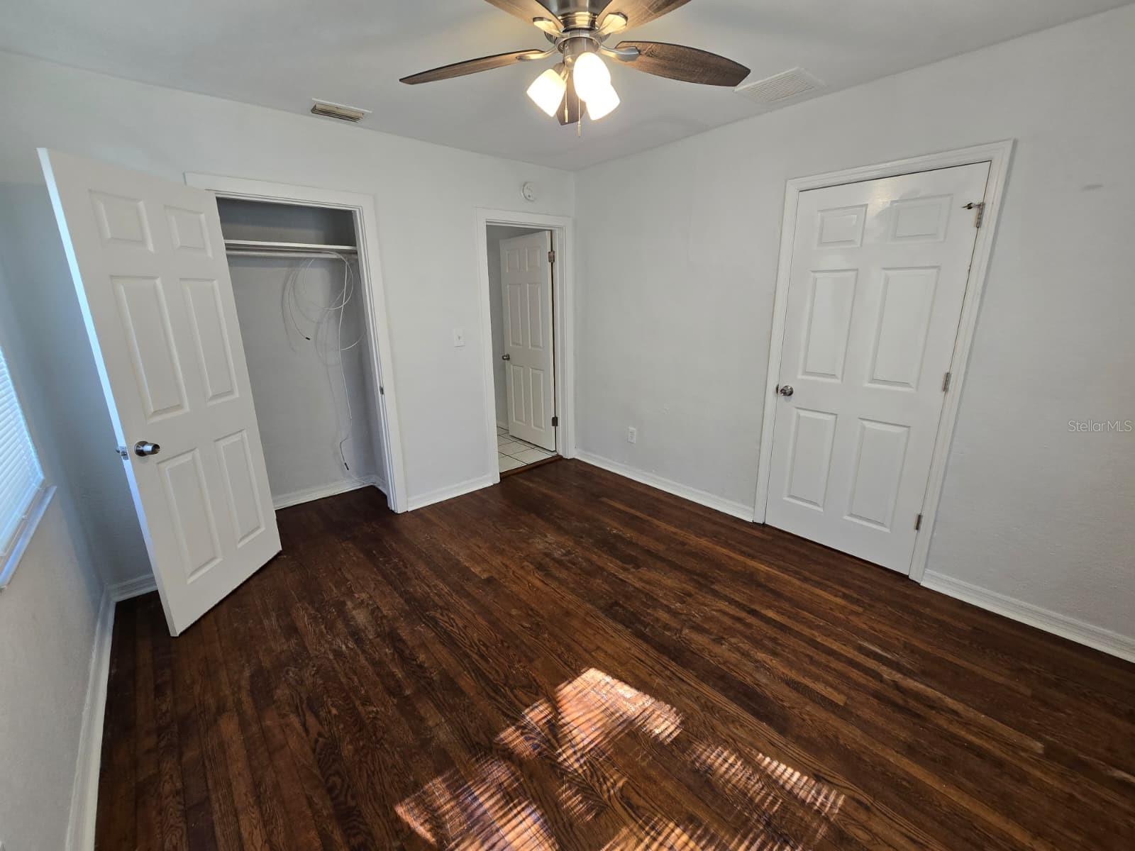 Image 5 of 26 For 1734 39th Street S