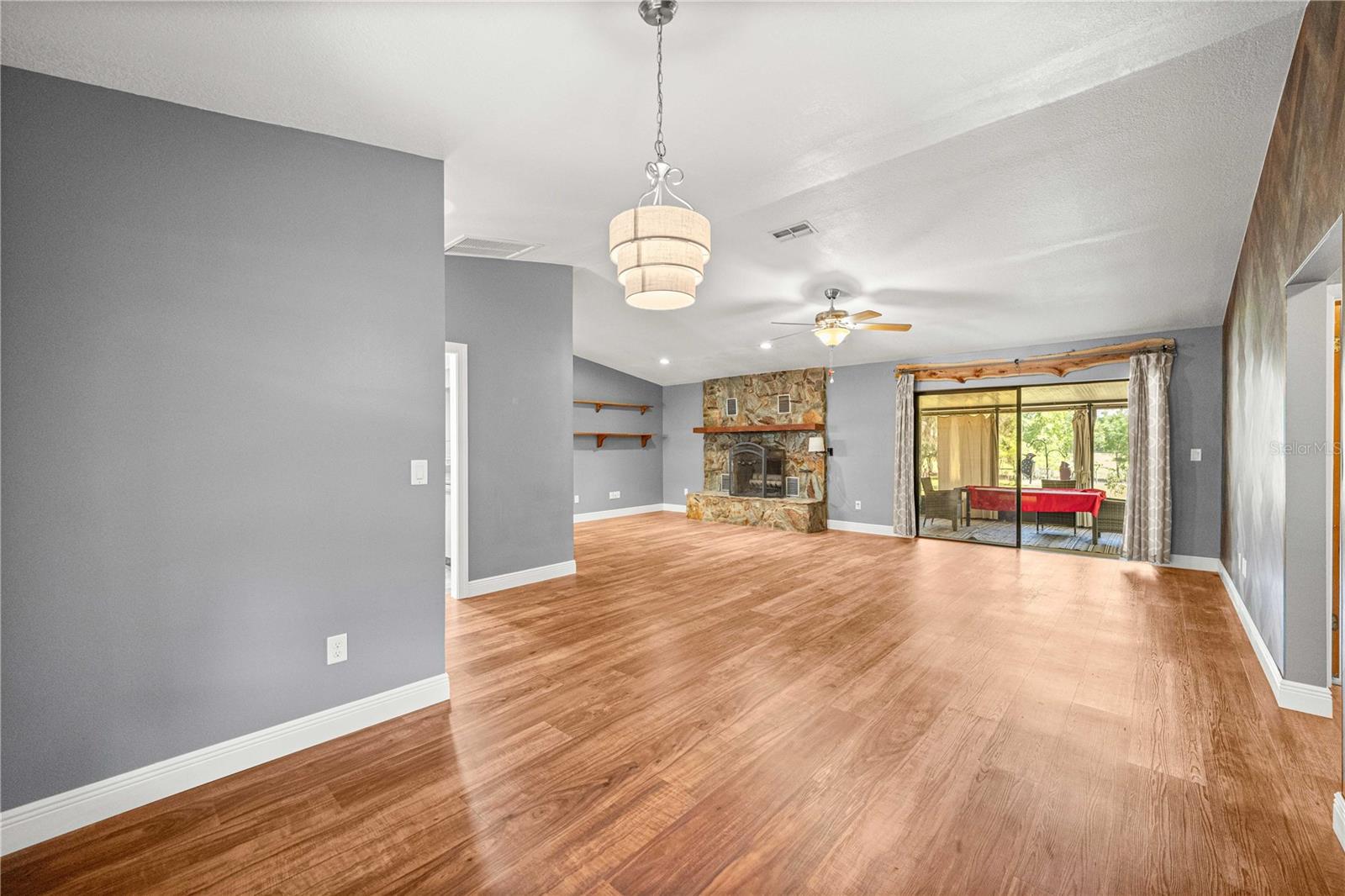 Image 10 of 52 For 3883 Westwind Court