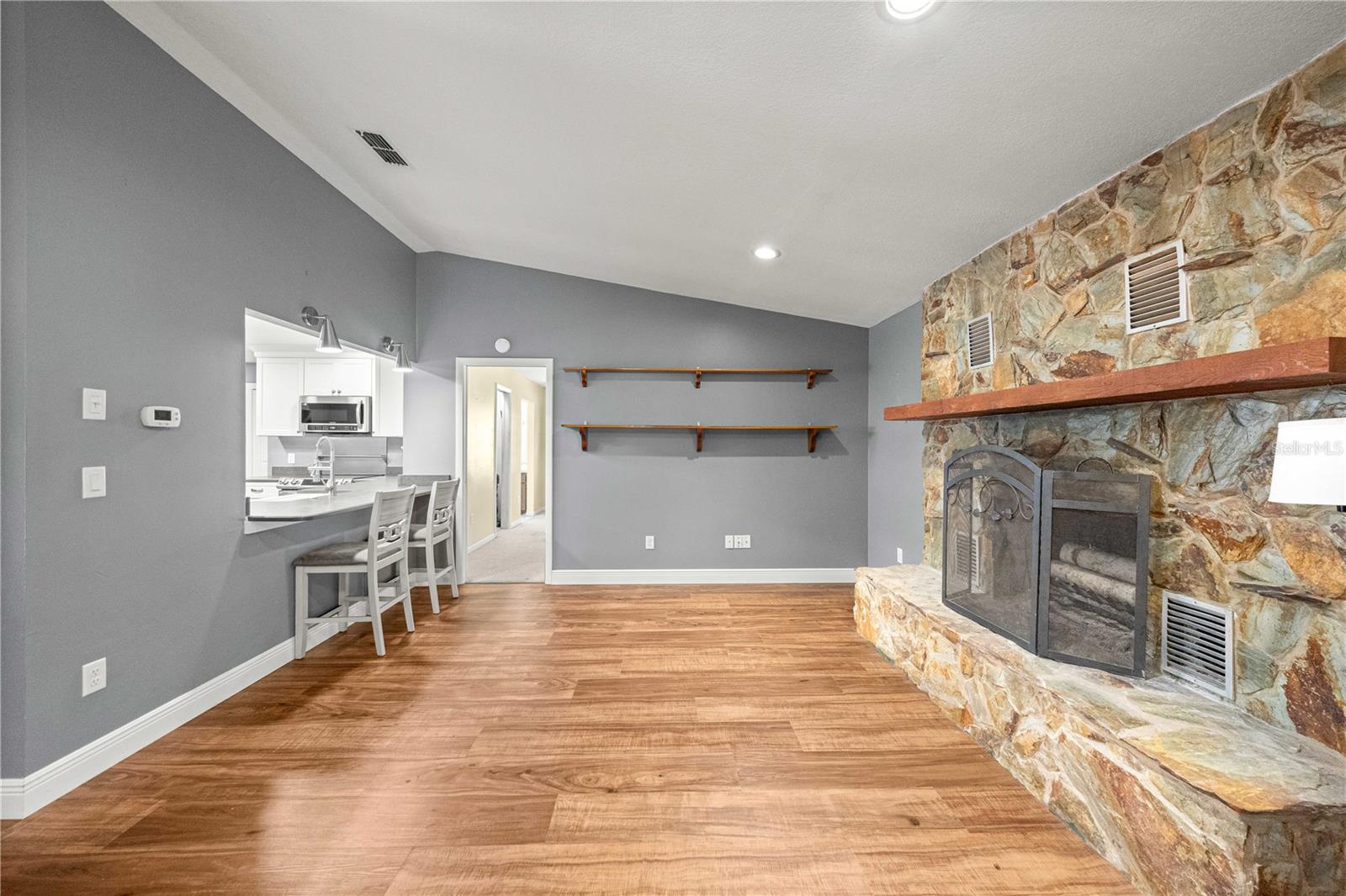 Image 12 of 52 For 3883 Westwind Court