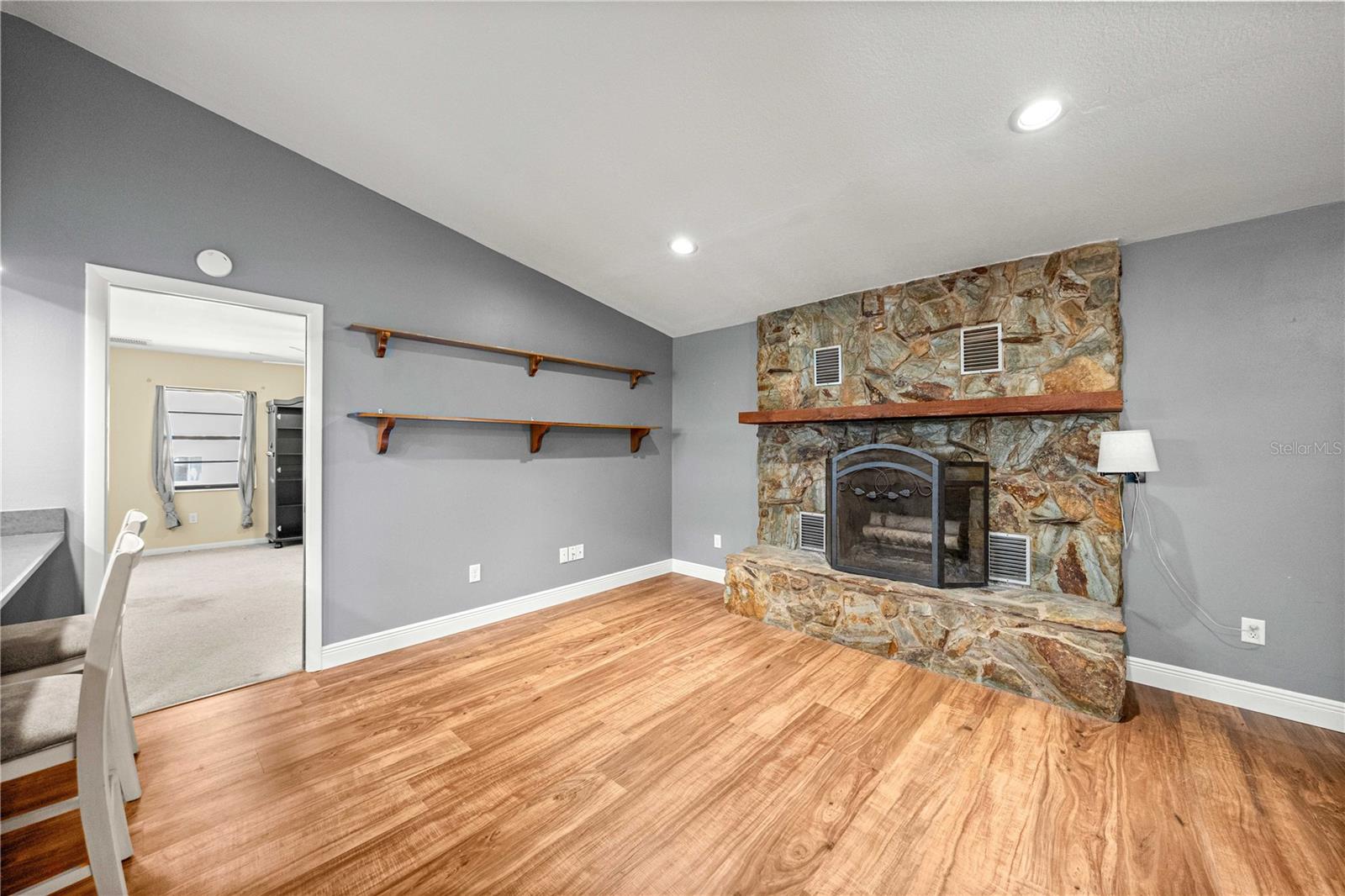 Image 13 of 52 For 3883 Westwind Court