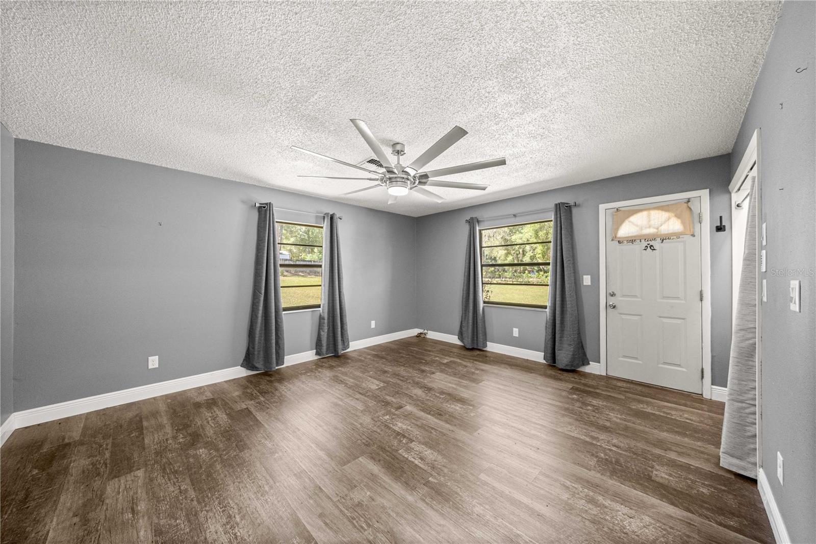 Image 19 of 52 For 3883 Westwind Court