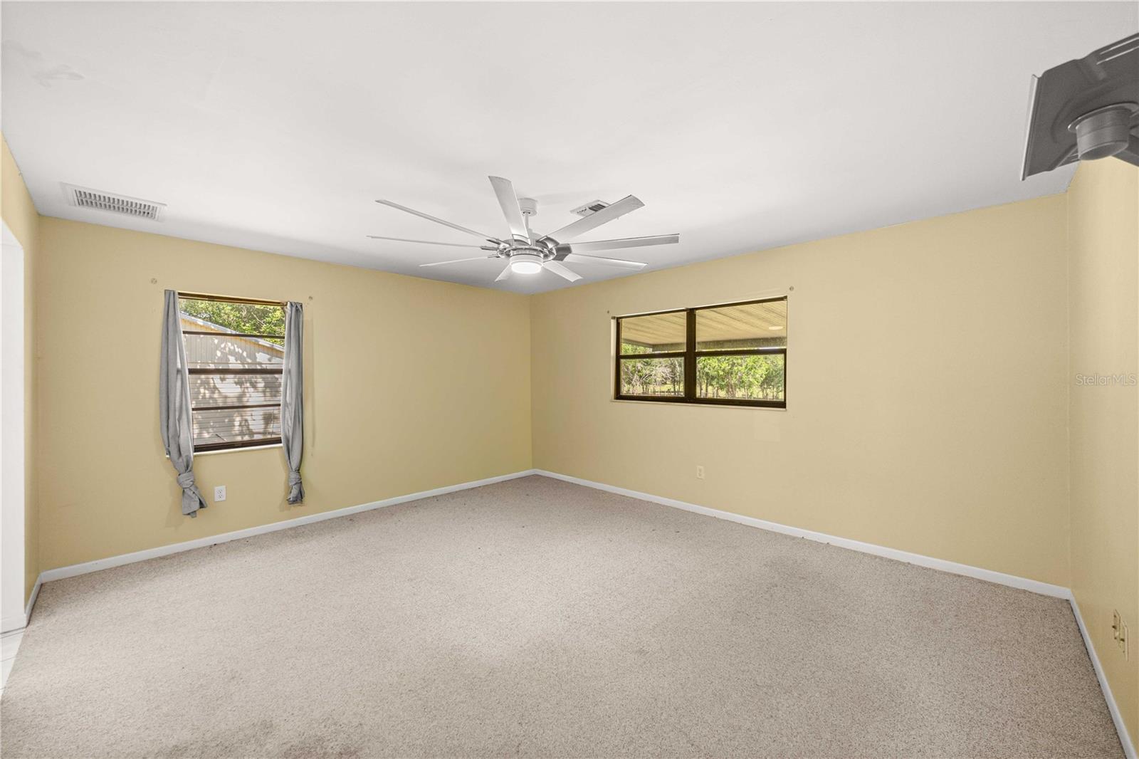 Image 22 of 52 For 3883 Westwind Court