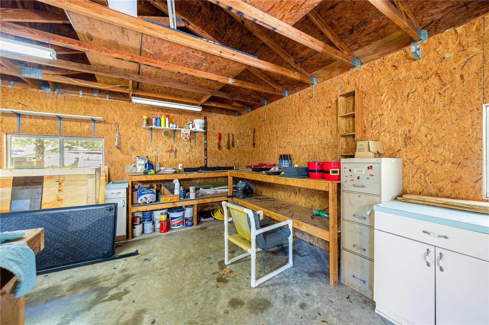 Image 37 of 52 For 3883 Westwind Court