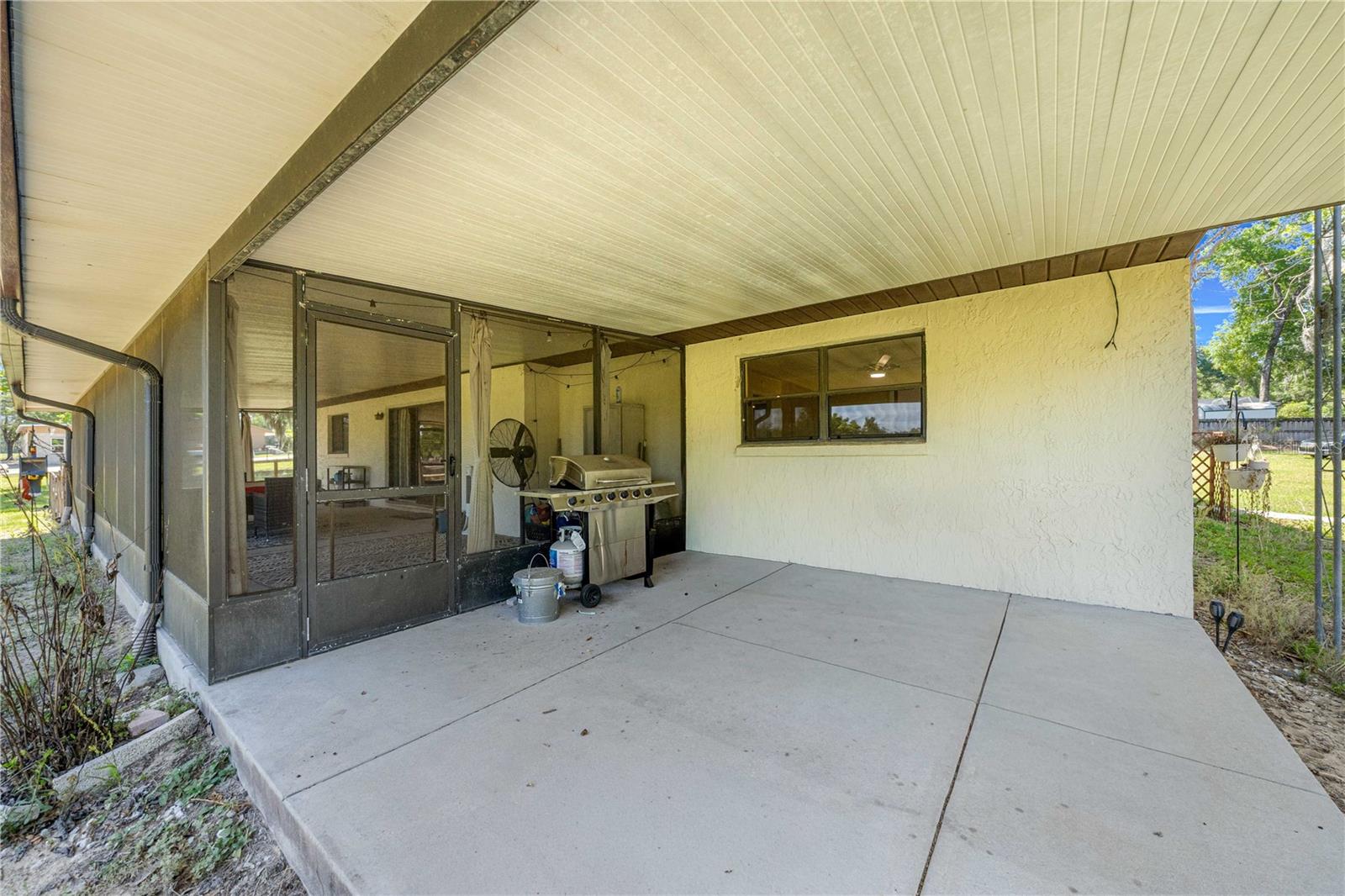 Image 42 of 52 For 3883 Westwind Court