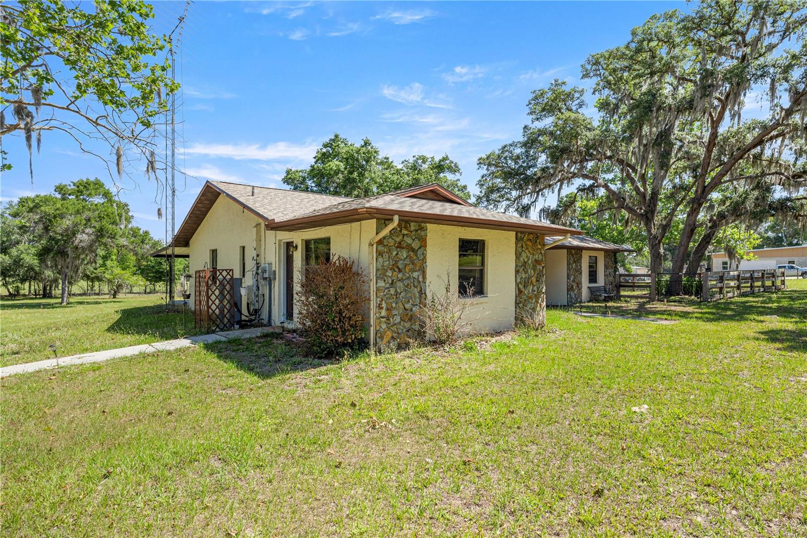 Image 44 of 52 For 3883 Westwind Court