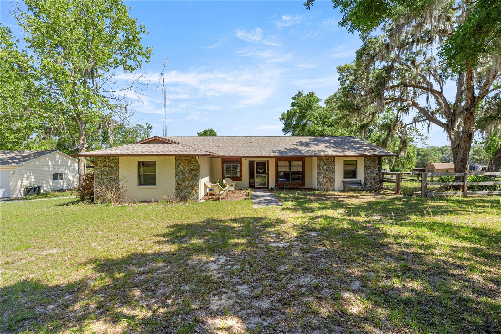 Image 6 of 52 For 3883 Westwind Court
