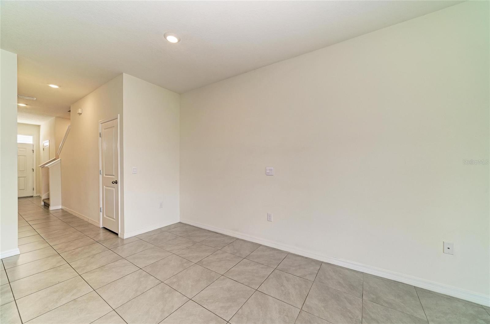 Image 11 of 67 For 11419 Planetree Place