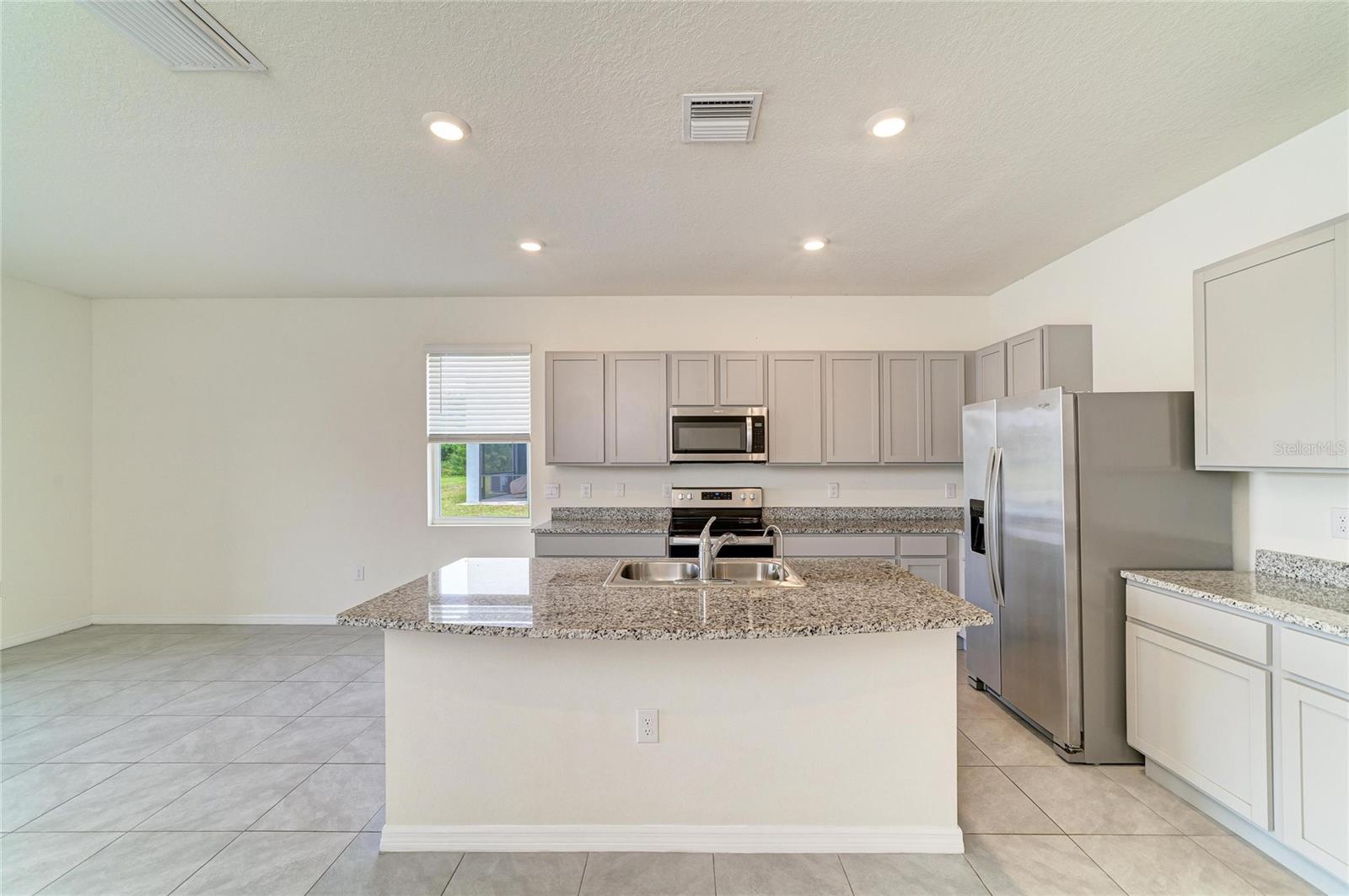 Image 18 of 67 For 11419 Planetree Place