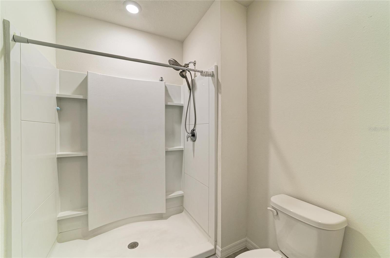 Image 34 of 67 For 11419 Planetree Place
