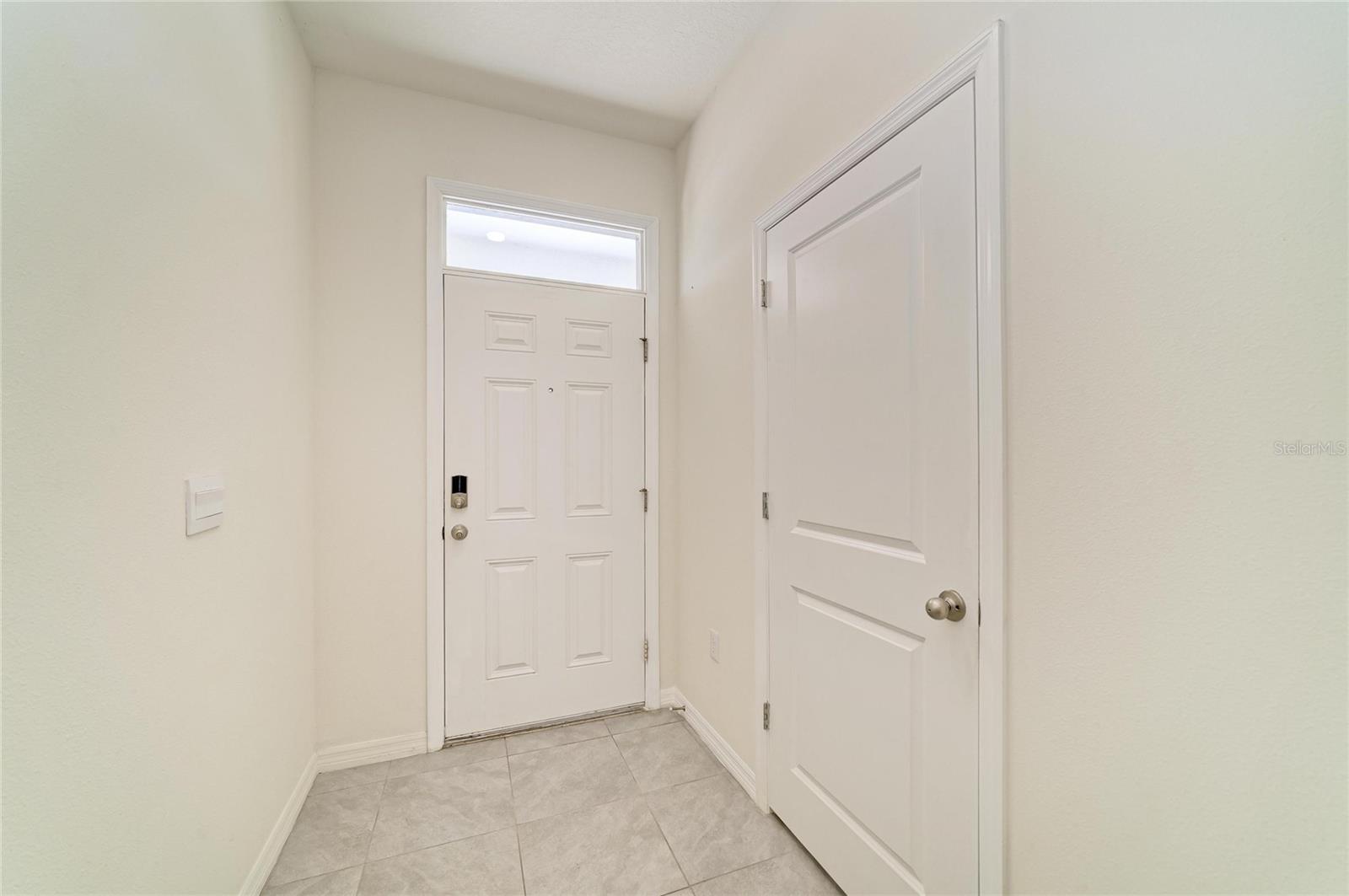 Image 6 of 67 For 11419 Planetree Place