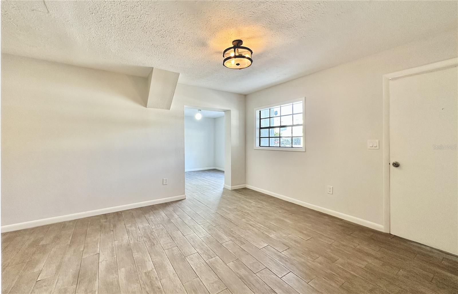 Image 12 of 26 For 2928 Elrod Avenue
