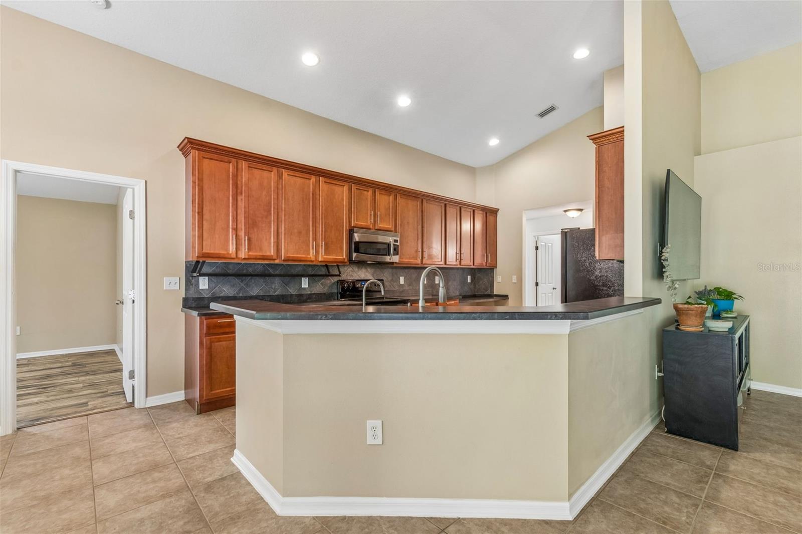 Image 15 of 61 For 6736 Pine Springs Drive
