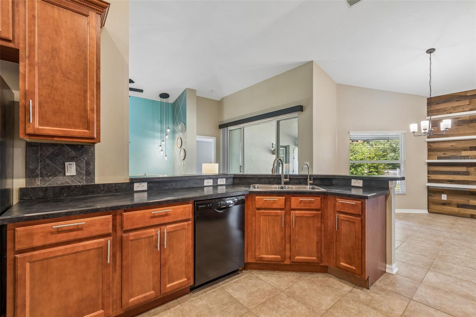 Image 17 of 61 For 6736 Pine Springs Drive