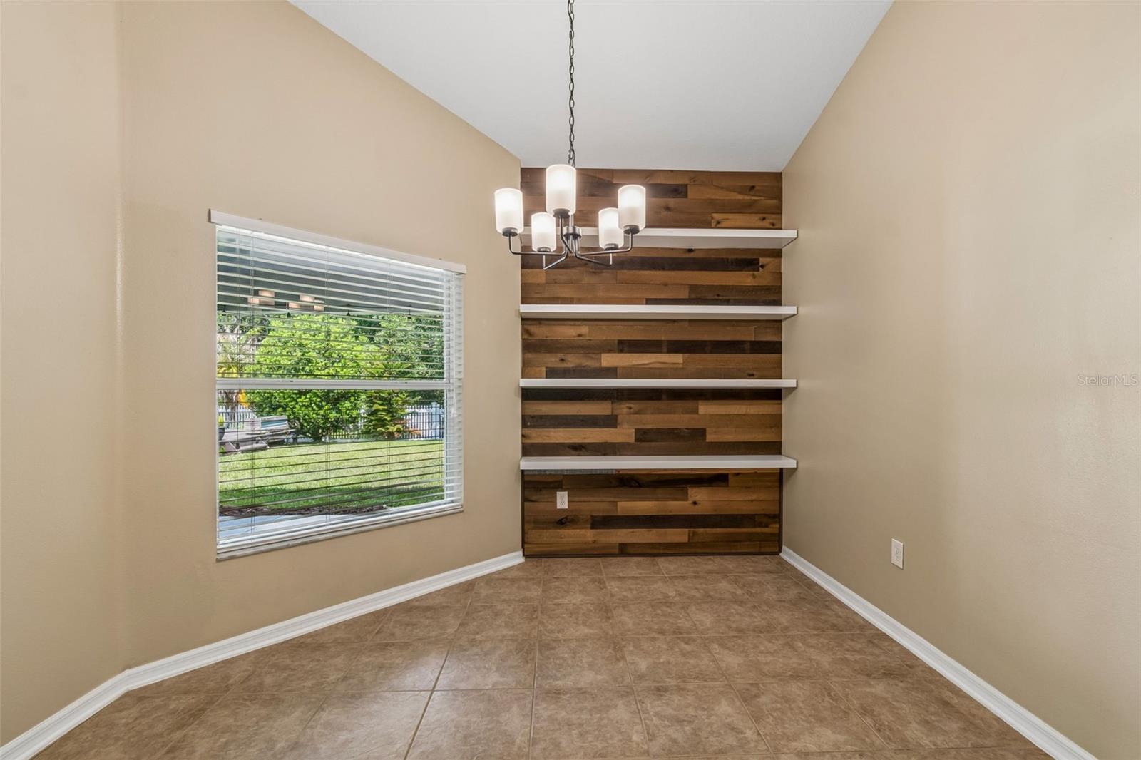 Image 20 of 61 For 6736 Pine Springs Drive