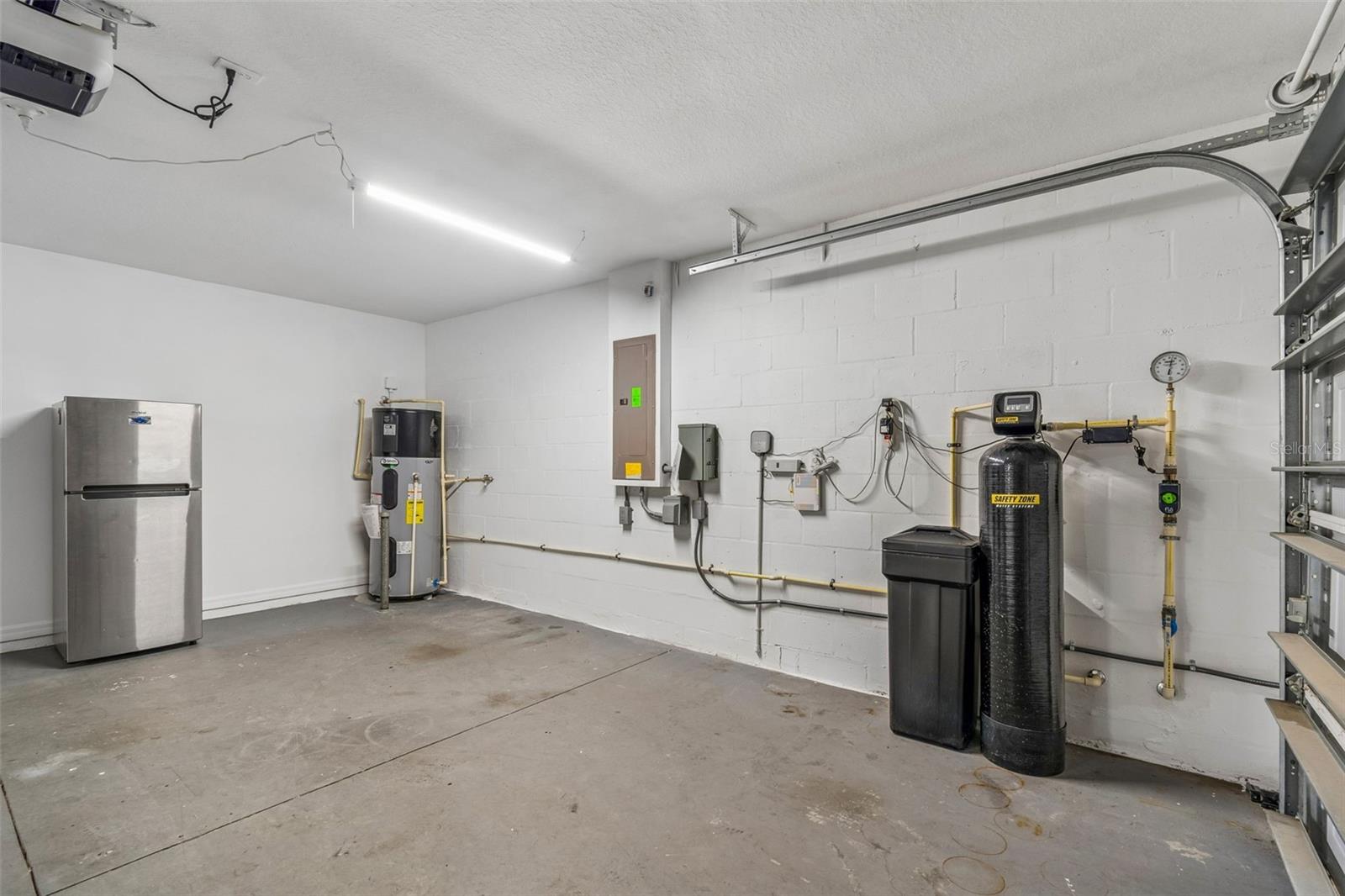 Image 49 of 61 For 6736 Pine Springs Drive
