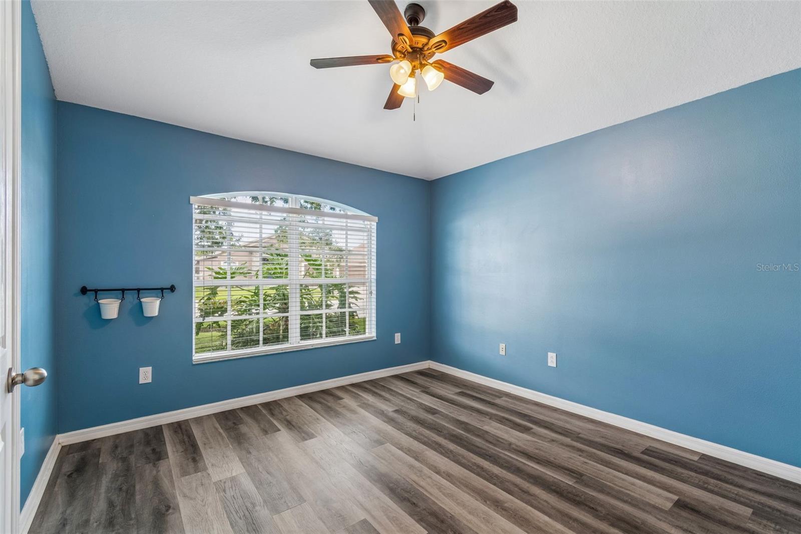 Image 6 of 61 For 6736 Pine Springs Drive