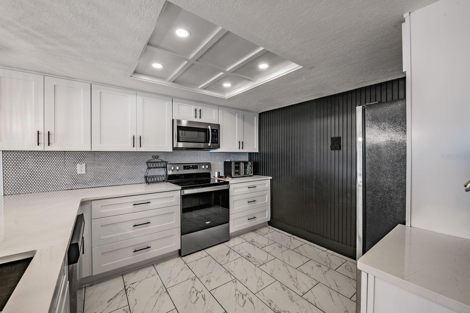 Image 21 of 40 For 2651 Michael Place 102