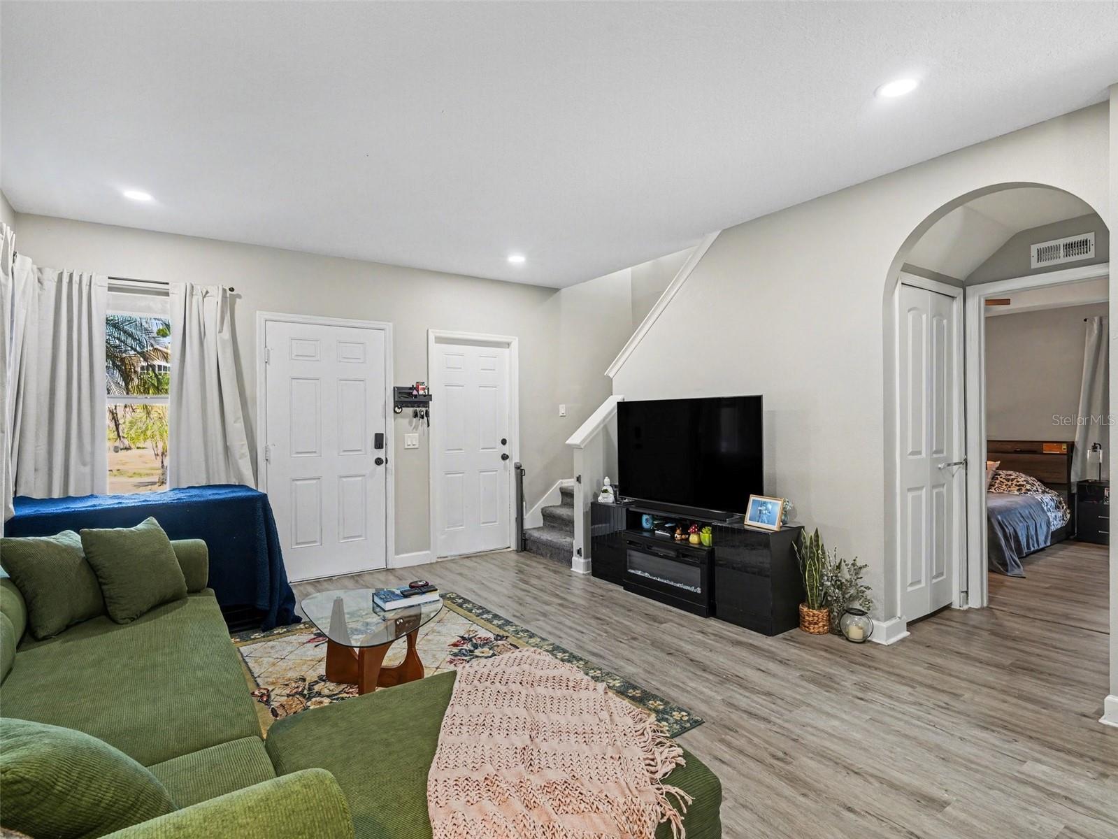 Image 7 of 30 For 8430 Quarter Horse Drive