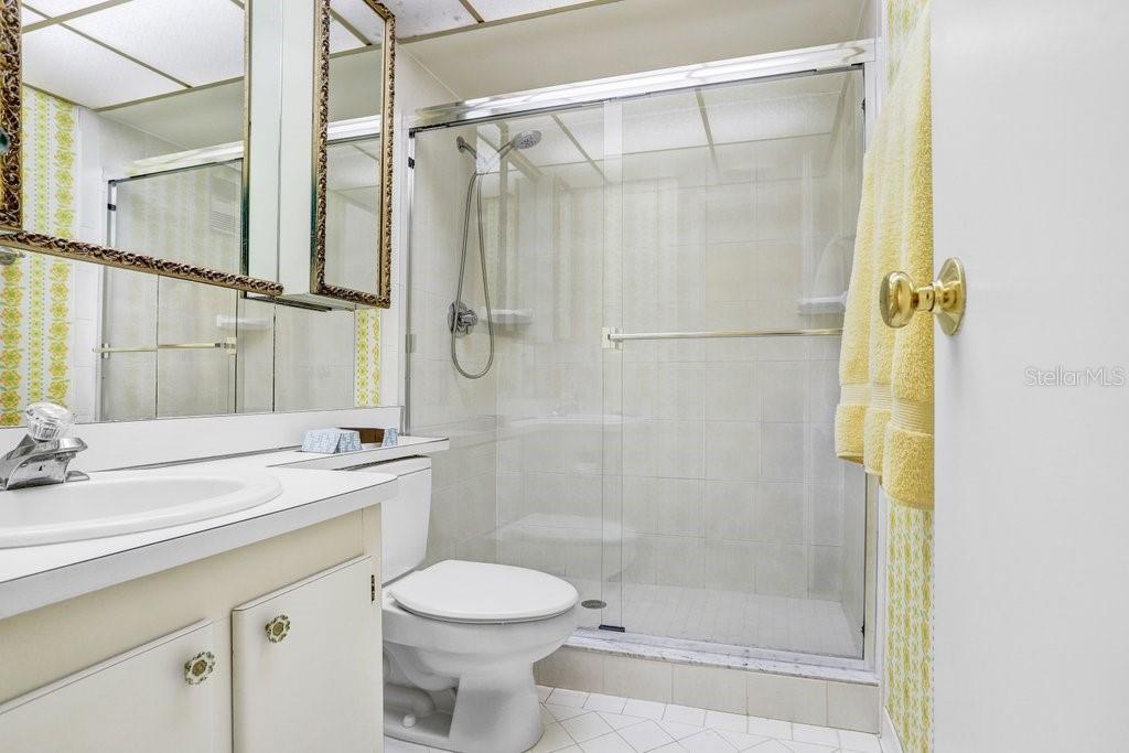 Image 14 of 45 For 11000 Gulf Boulevard 603