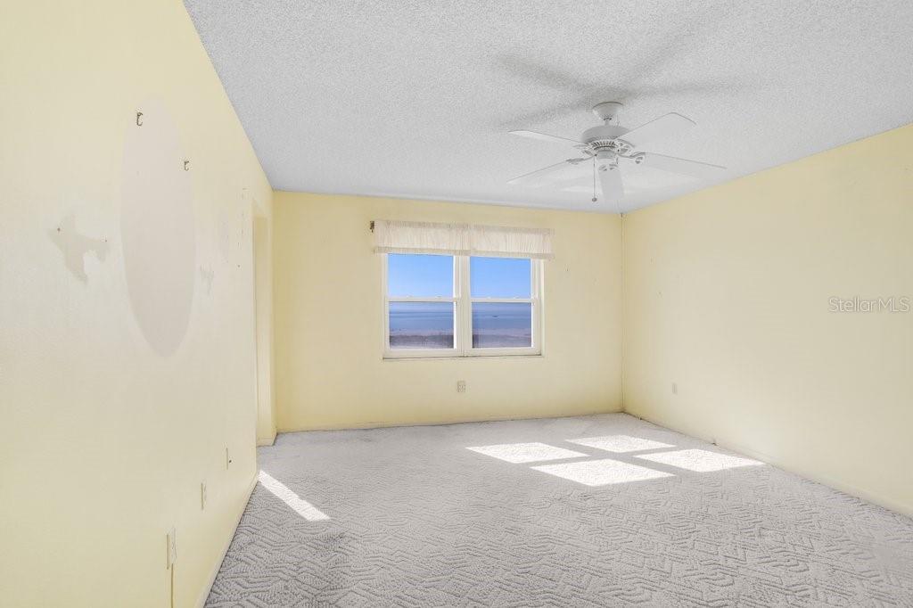 Image 15 of 45 For 11000 Gulf Boulevard 603