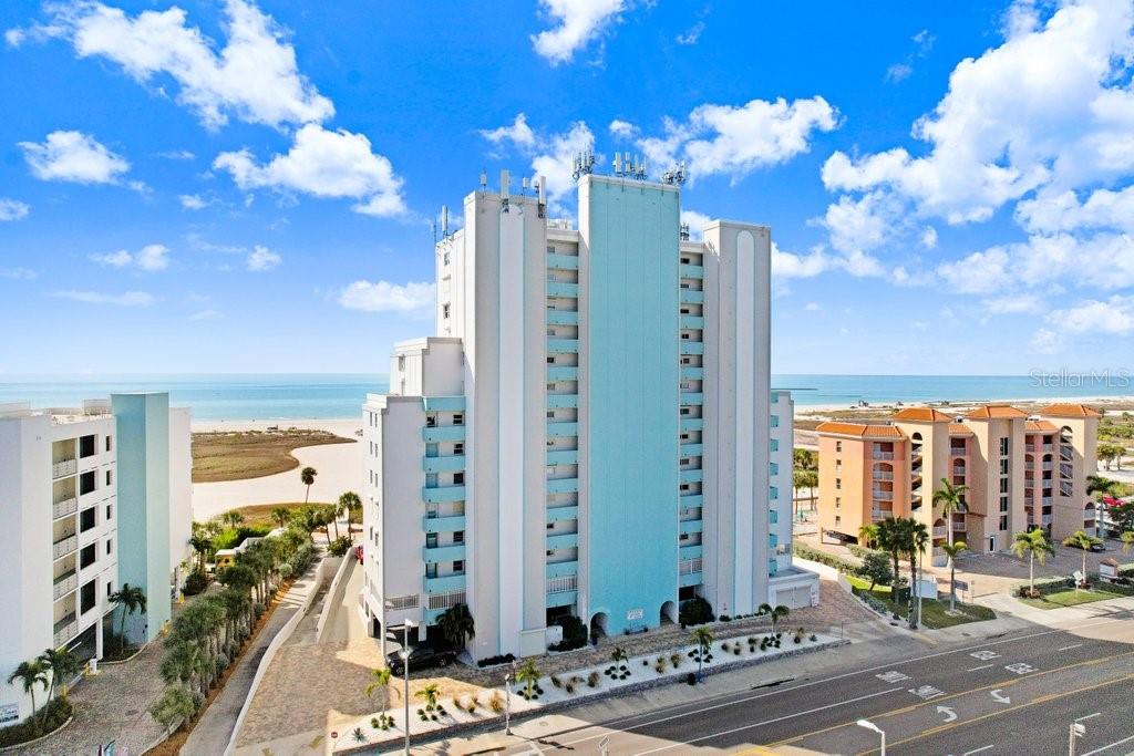 Image 31 of 45 For 11000 Gulf Boulevard 603