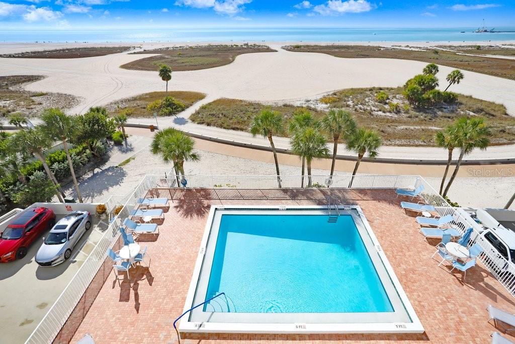 Image 5 of 45 For 11000 Gulf Boulevard 603