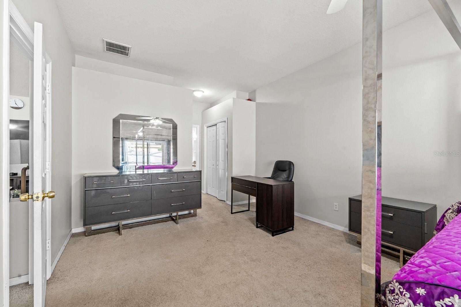 Image 15 of 30 For 4814 Portobello Circle