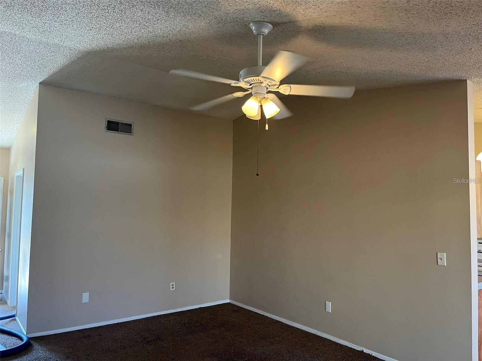 Image 10 of 22 For 7708 Gulf Court