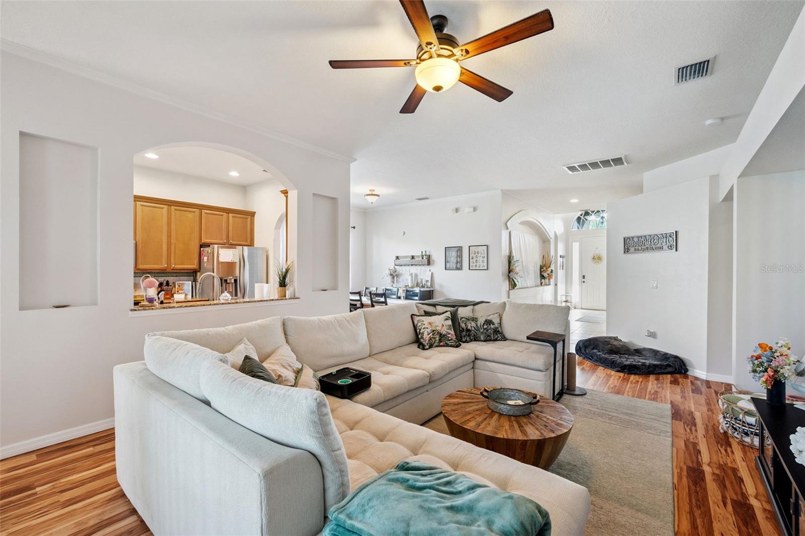 Image 7 of 54 For 4641 Rolling Green Drive