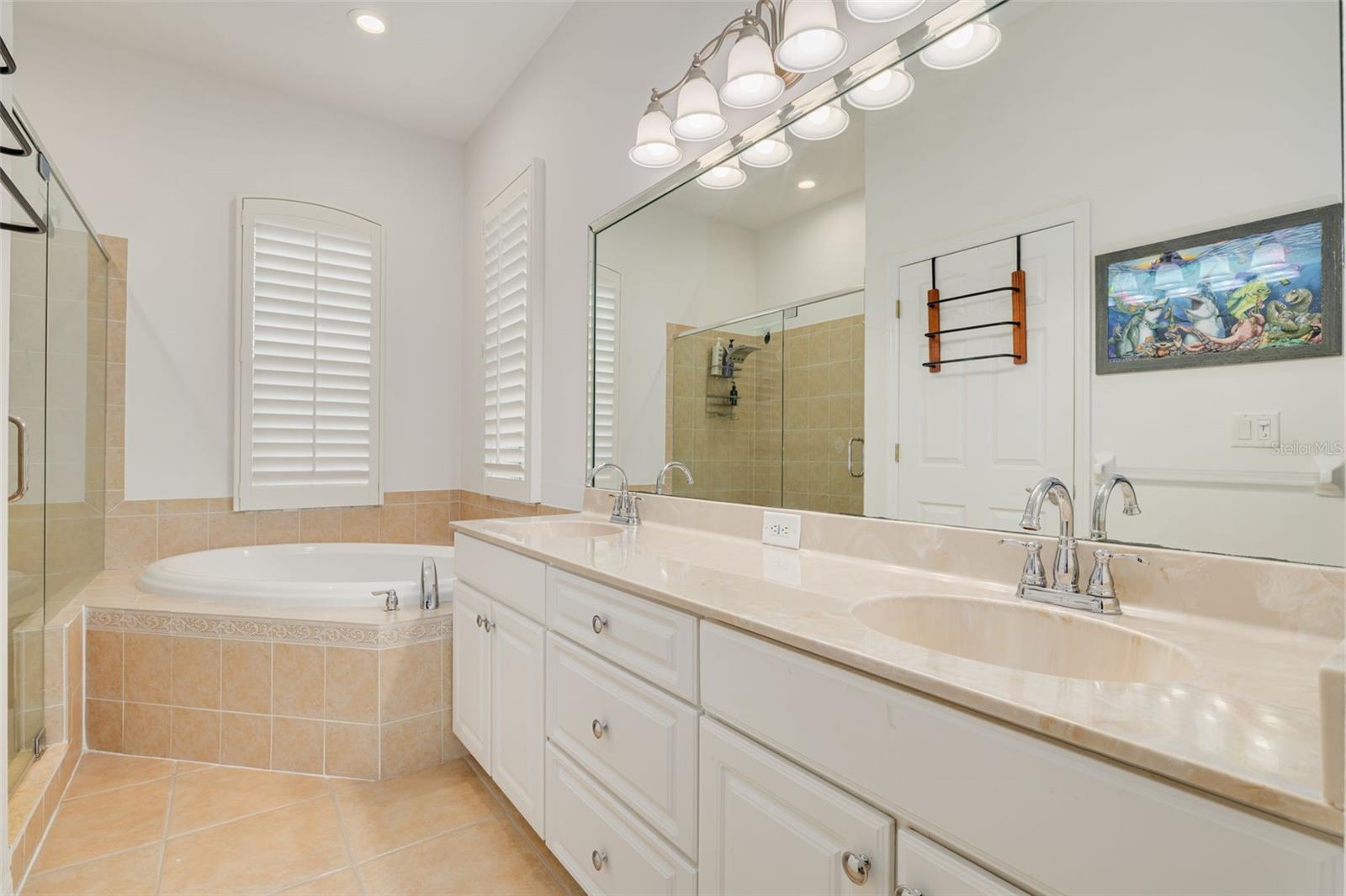 Image 15 of 33 For 8253 Wild Oaks Circle