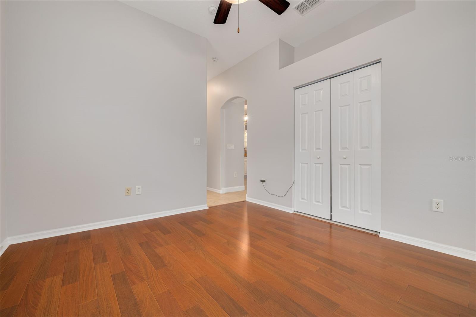 Image 26 of 33 For 8253 Wild Oaks Circle