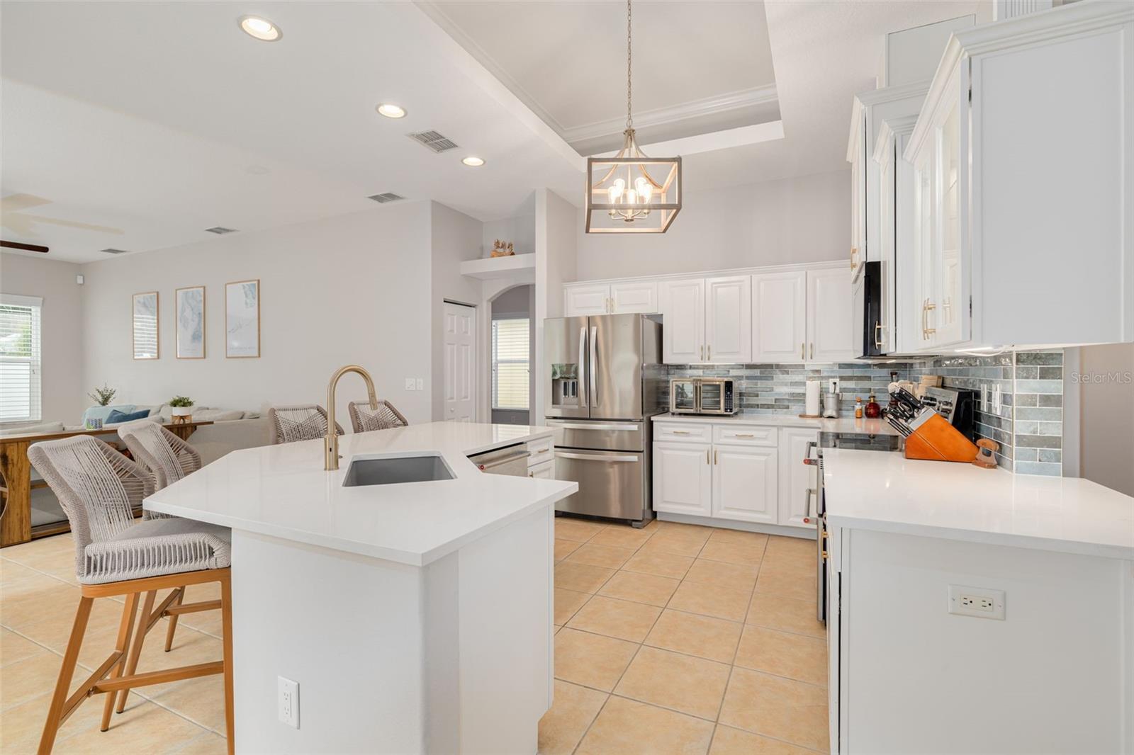 Image 6 of 33 For 8253 Wild Oaks Circle