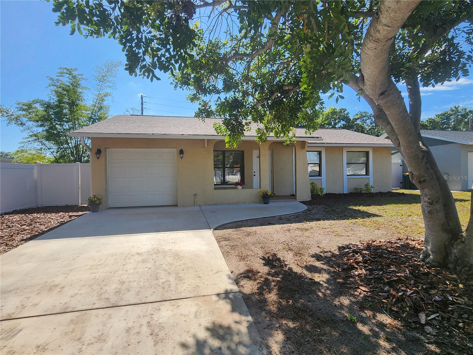 Details for 13010 Cumberland Drive, LARGO, FL 33773