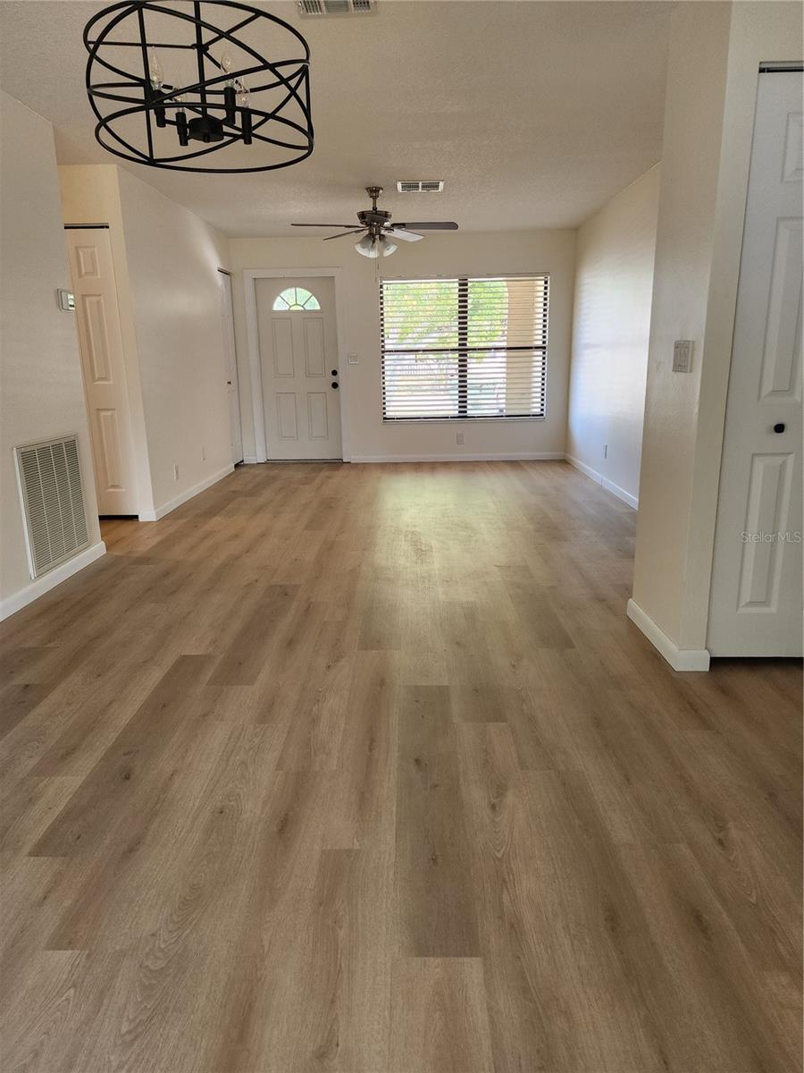 Image 3 of 14 For 13010 Cumberland Drive