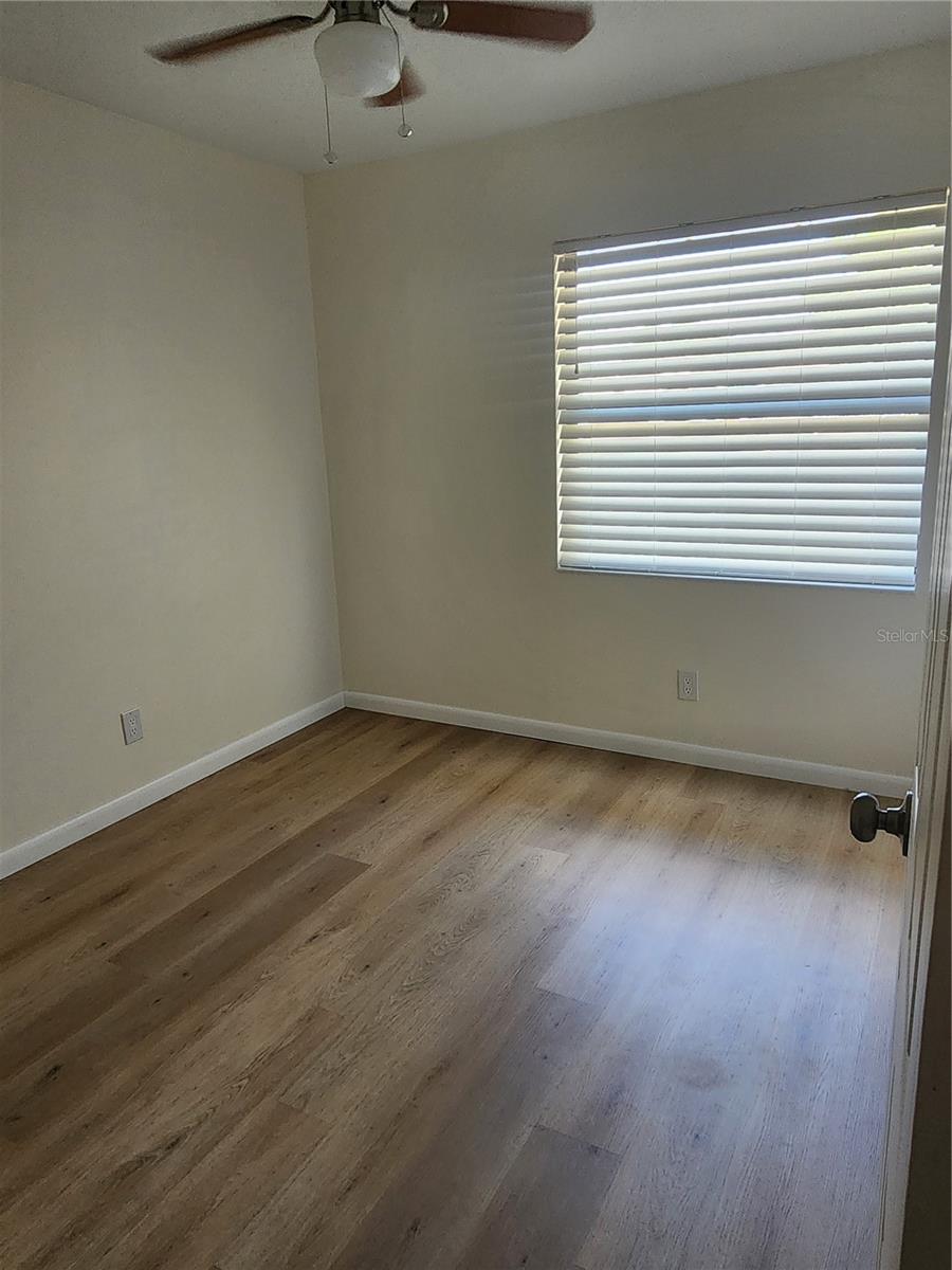 Image 6 of 14 For 13010 Cumberland Drive