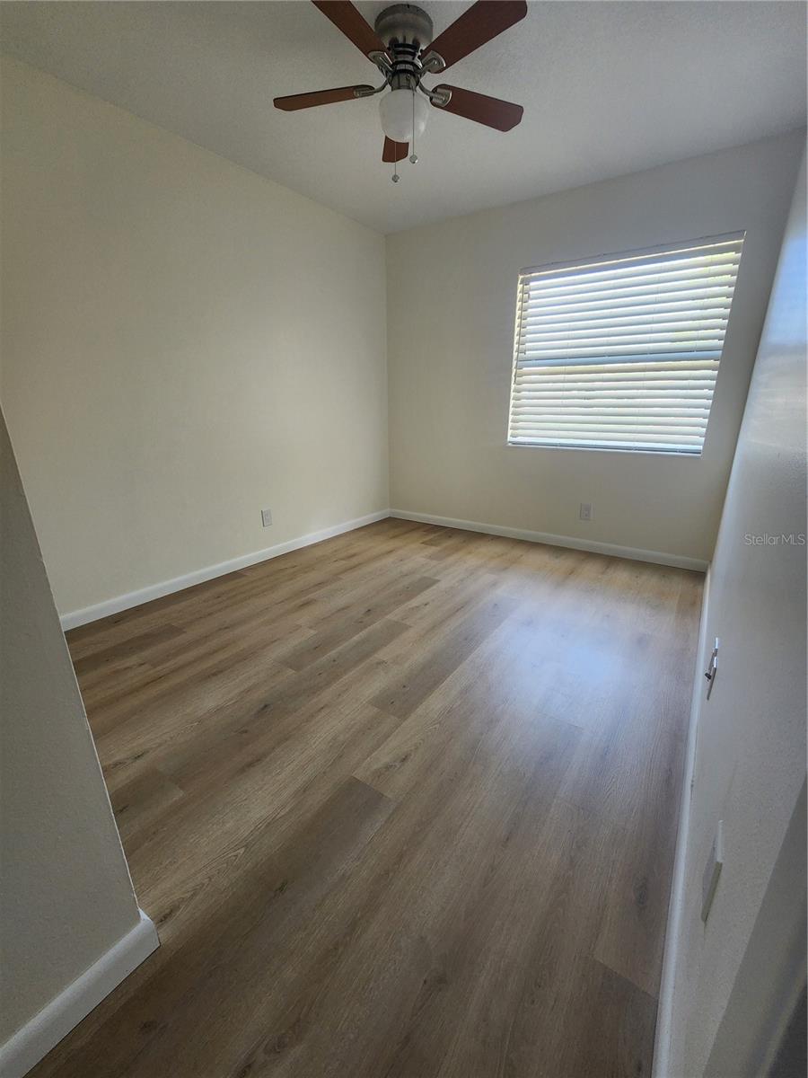 Image 7 of 14 For 13010 Cumberland Drive
