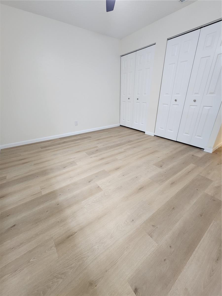 Image 8 of 14 For 13010 Cumberland Drive