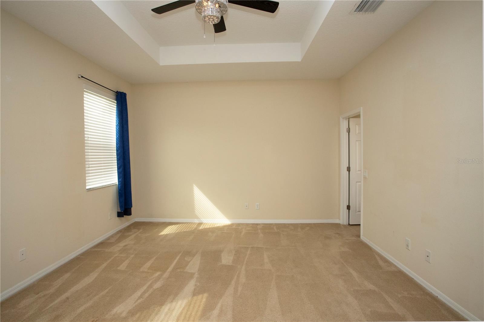 Image 16 of 31 For 1319 Rowantree Drive
