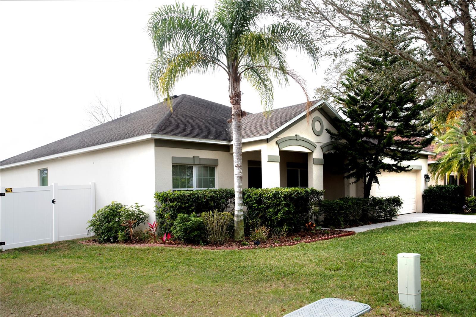Image 2 of 31 For 1319 Rowantree Drive