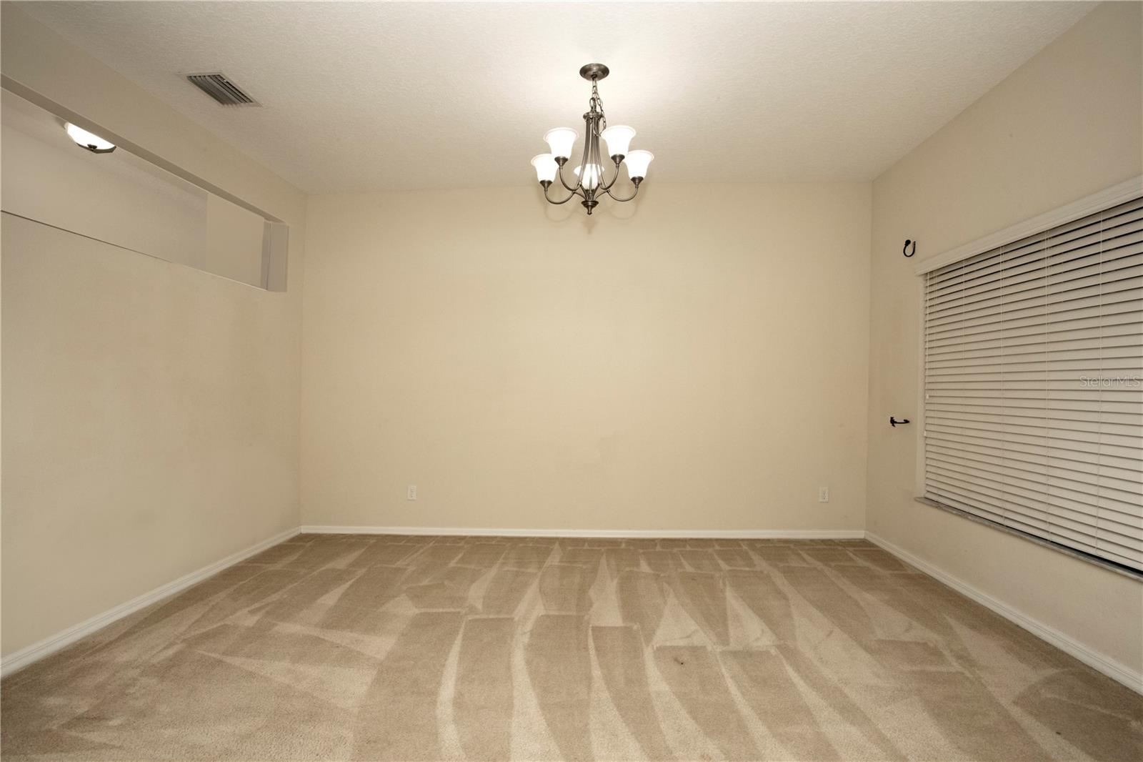 Image 6 of 31 For 1319 Rowantree Drive