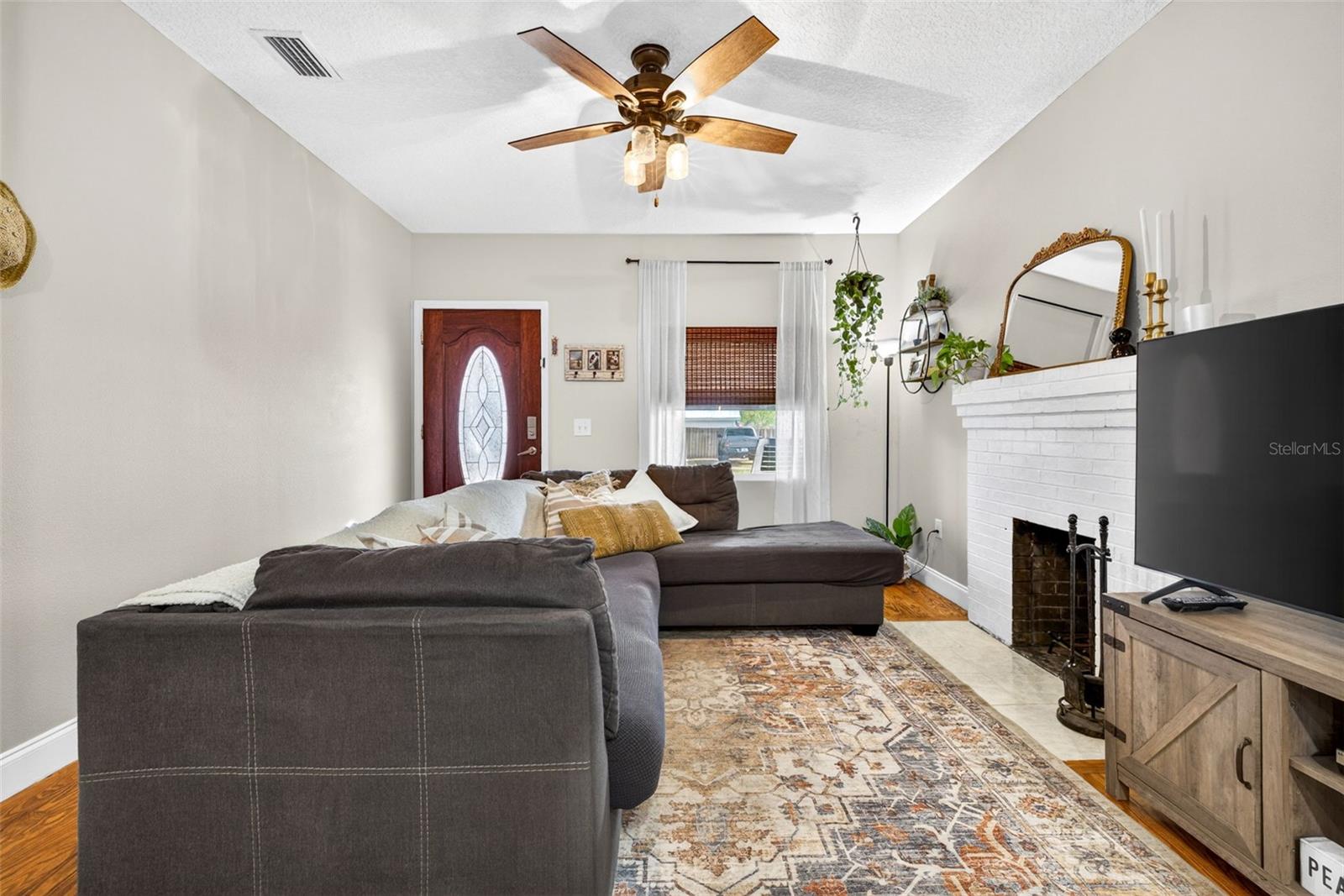 Image 10 of 51 For 307 Chelsea Street