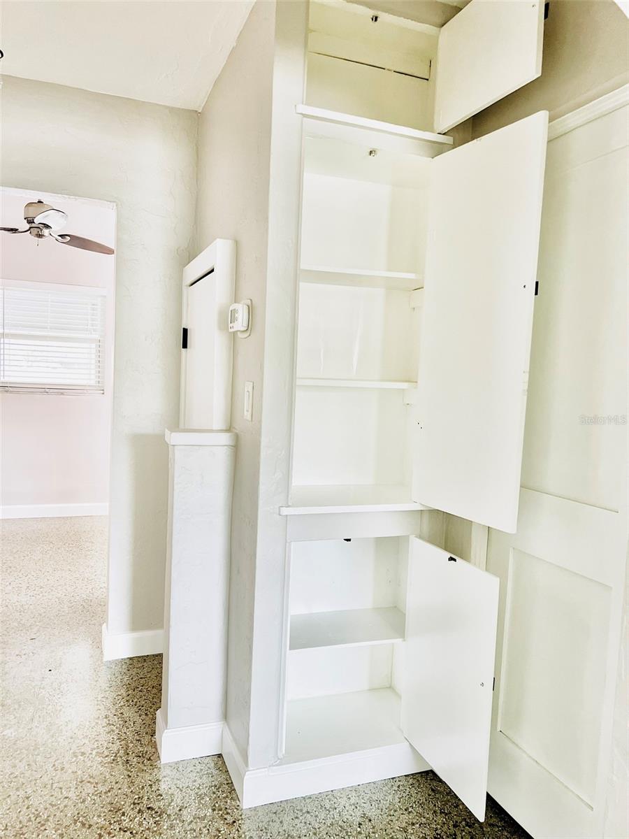 Image 11 of 19 For 797 Harbor Drive S
