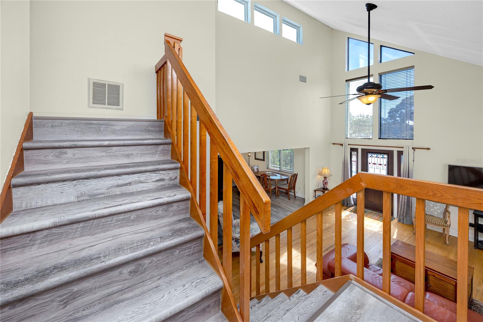 Image 25 of 57 For 8759 Orient Way Ne