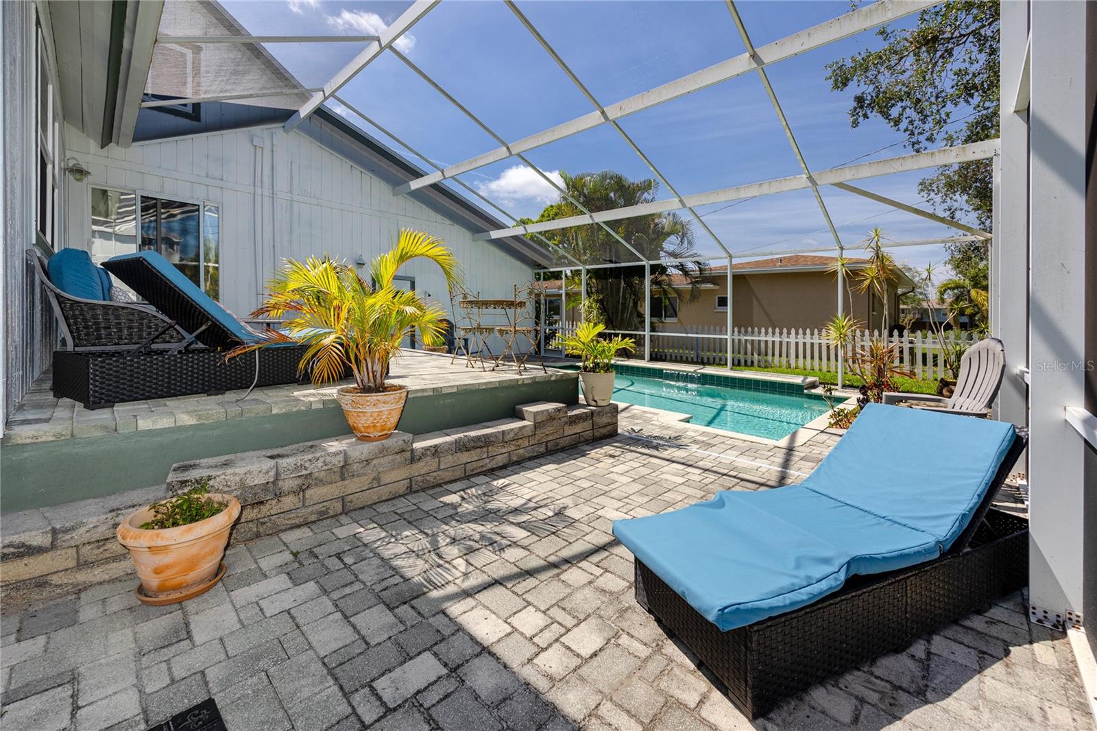 Image 37 of 57 For 8759 Orient Way Ne